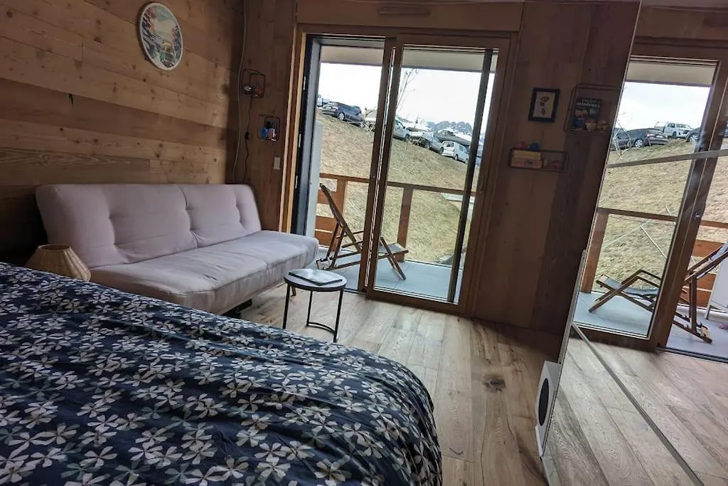 Appartement Ludotheque Familial Neuf A Combloux France