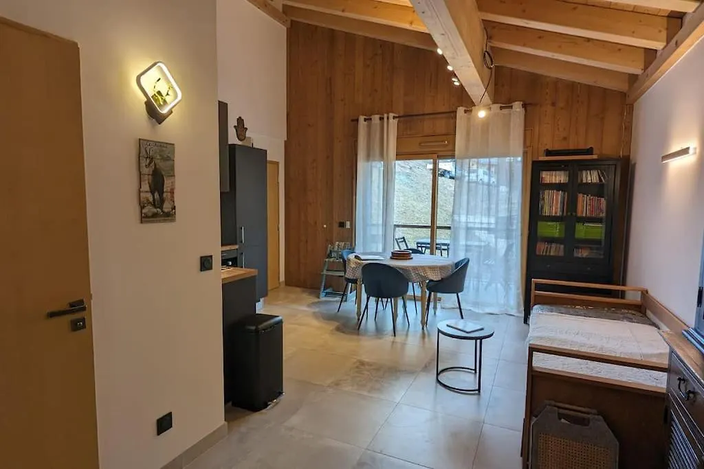 Appartement Ludotheque Familial Neuf A Combloux