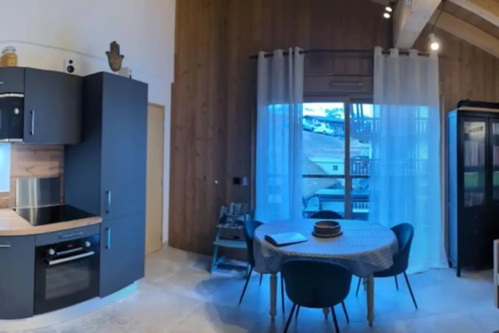 Appartement Ludotheque Familial Neuf A Combloux 0*,  France